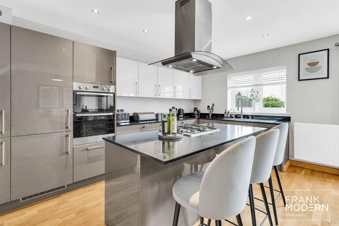 29 Marchment Square, Peterborough, PE3 6QR