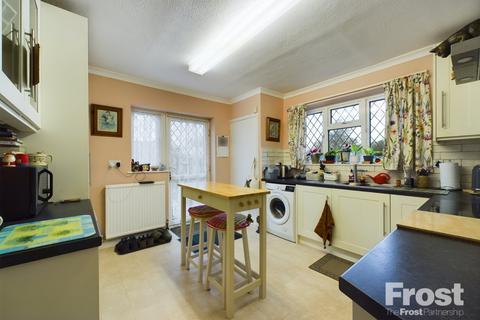 4 bedroom detached house for sale - Ashford Avenue, Ashford, Surrey, TW15