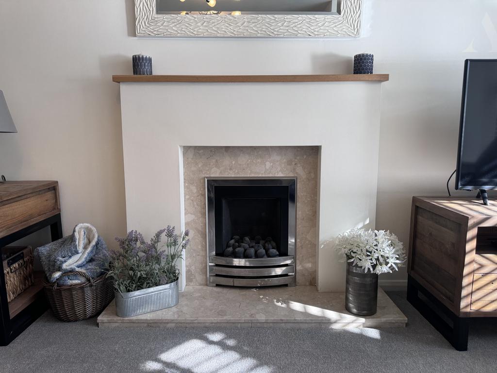 Cornbury Grove gas fire place