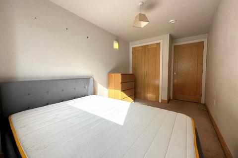 2 bedroom flat to rent, Little Neville Street, Leeds, UK, LS1
