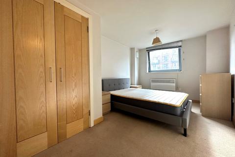 2 bedroom flat to rent, Little Neville Street, Leeds, West Yorkshire, LS1