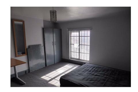 5 bedroom terraced house to rent - Moss Lane East, Manchester M14 4PW
