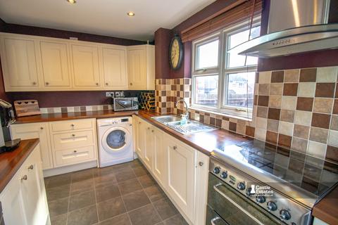 4 bedroom detached house for sale - Jasmine Close, Beeston, NG9