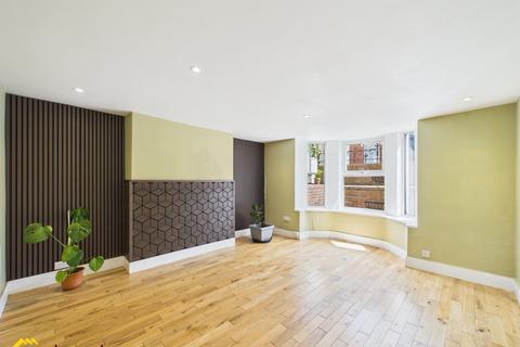 2 bedroom duplex for sale, West Street, Banbury OX16
