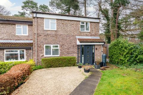 4 bedroom end of terrace house for sale, Garswood, Berkshire RG12