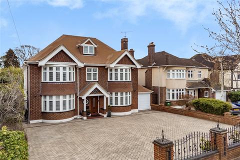 5 bedroom detached house for sale, Holden Way, Upminster, RM14