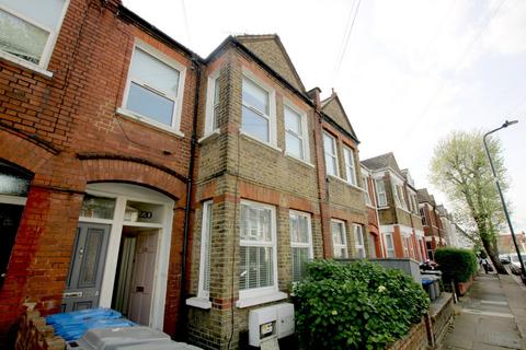 2 bedroom maisonette to rent, Chapter Road, Willesden