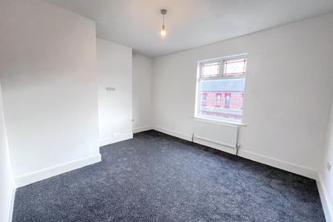 1 bedroom terraced house to rent, Shelton New Road, Newcastle-under-Lyme, ST4