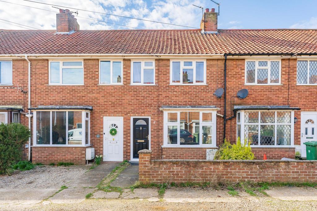 Swanton Avenue, Dereham 3 bed terraced house for sale - £190,000