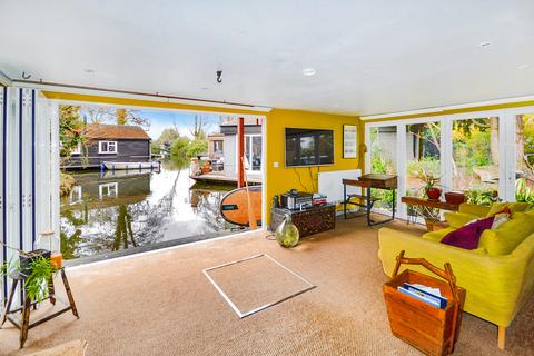 2 bedroom houseboat for sale, Taggs Island, Hampton TW12