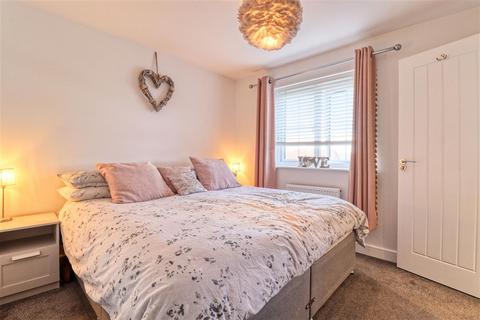 23 Honeypot Way, Walton On The Naze, CO14 8FH
