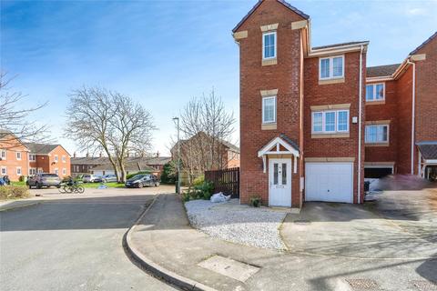 4 bedroom end of terrace house for sale, Spring Place Gardens, Mirfield, West Yorkshire, WF14
