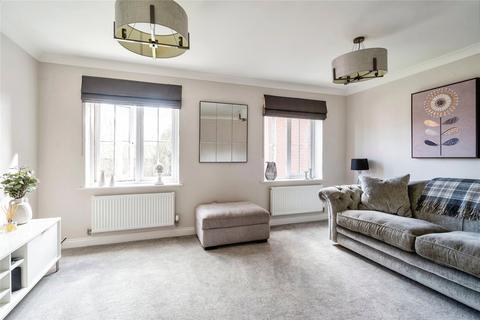 4 bedroom end of terrace house for sale, Spring Place Gardens, Mirfield, West Yorkshire, WF14
