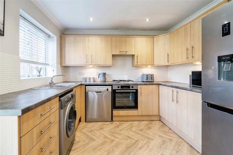 4 bedroom end of terrace house for sale - Spring Place Gardens, Mirfield, West Yorkshire, WF14