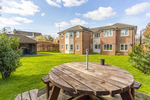 2 bedroom apartment for sale - Tinsley Court, Crawley RH10