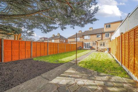 107 Fairmead Crescent, Edgware, HA8 8YR