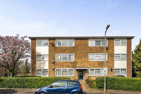 1 Temple Close, London, N3 3SB