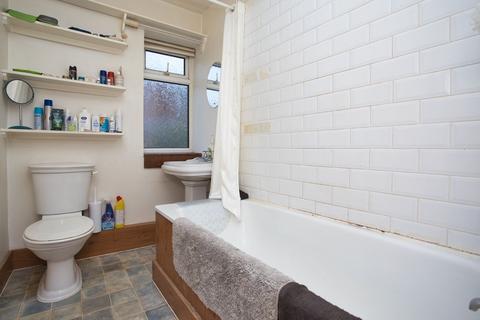 16 Burrow Road, Folkestone, CT19 6DH