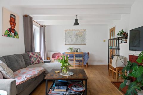 28 Canonbury Park North, London, N1 2JT