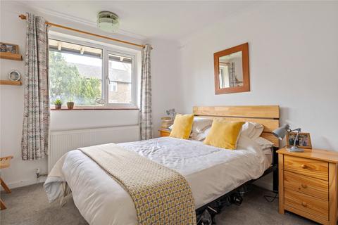 28 Canonbury Park North, London, N1 2JT