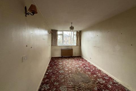 1 bedroom flat for sale, 47 Kidbrooke Park Road, Blackheath, London, SE3 0EQ