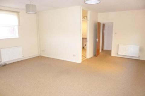 2 bedroom flat to rent - Apartment 5, 11 Finkin Street NG31