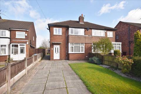3 bedroom semi-detached house for sale - Longworth Avenue, Coppull, Chorley