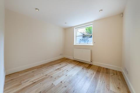 1 bedroom apartment for sale, Essendine Road, Maida Vale, London, W9