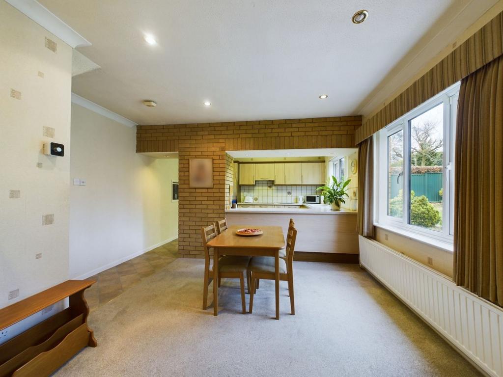 Kitchen / breakfast room