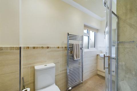 24 Edgemont Road, Northampton, NN3 3DF