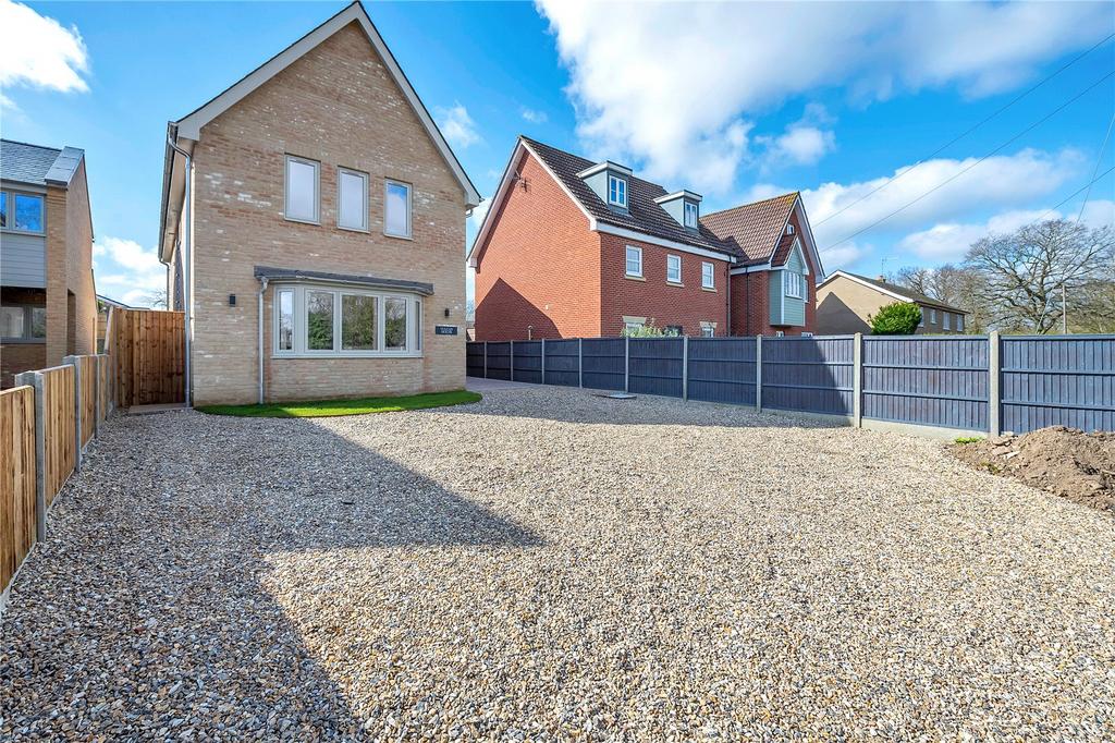 Sudbury Road, Sicklesmere, Bury St Edmunds, Suffolk, IP30 4 bed