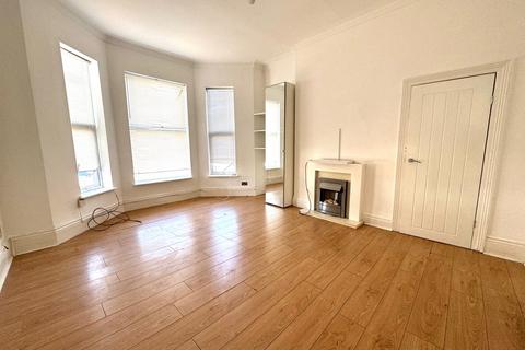 1 bedroom flat to rent, Anlaby Road, HU3, Hull, HU3