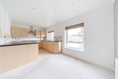2 bedroom apartment for sale, Larchmoor Park, Gerrards Cross Road, Stoke Poges