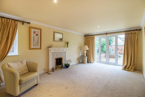 5 bedroom house for sale, Priory Gardens, Langstone