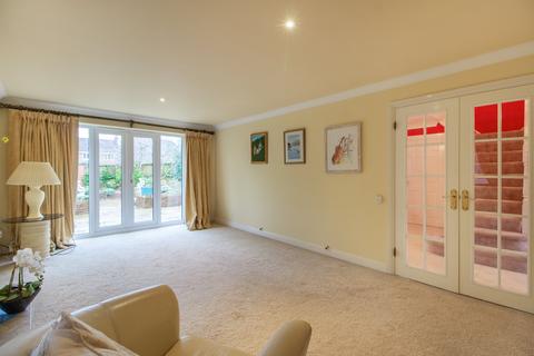 5 bedroom house for sale - Priory Gardens, Langstone