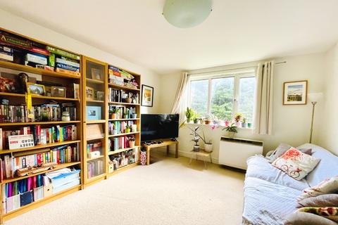 1 bedroom apartment for sale - Cassandra Court, Station Parade, Willesden Green, NW2