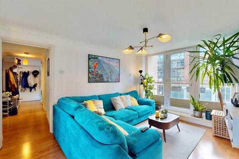 2 bedroom apartment for sale - Woodland Crescent, Surrey Quays Road, SE16