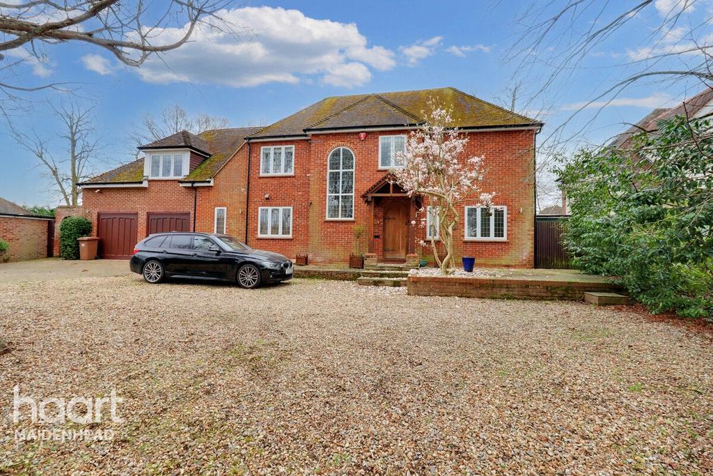 Tilehurst Lane, BRACKNELL 4 bed detached house for sale £1,250,000