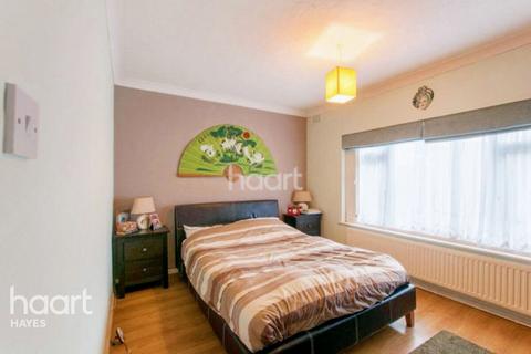 2 bedroom maisonette for sale, St Jeromes Grove, Hayes