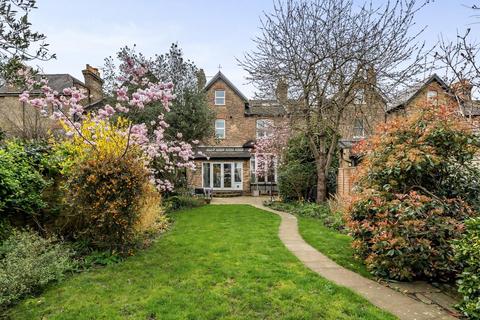 6 Cedars Road, Beckenham, BR3 4JF