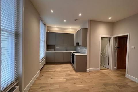 1 bedroom apartment to rent - London SW20