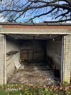 Garage to rent, Hood Close, Bournemouth BH10
