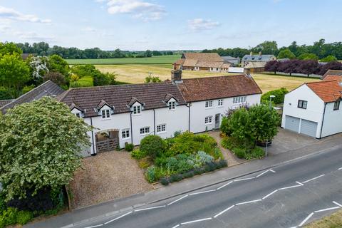 5 bedroom detached house for sale, Station Road, Cambridge CB25