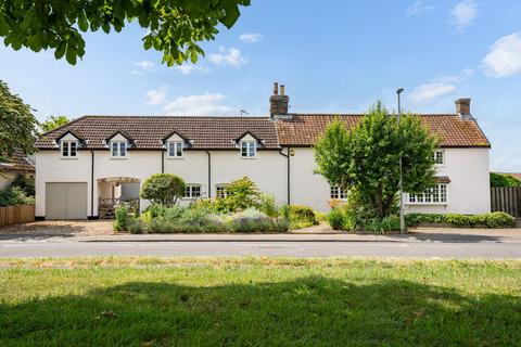 5 bedroom detached house for sale, Station Road, Cambridge CB25