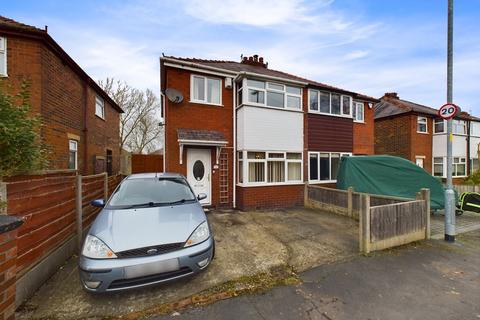 Leigh - 3 bedroom semi-detached house for sale
