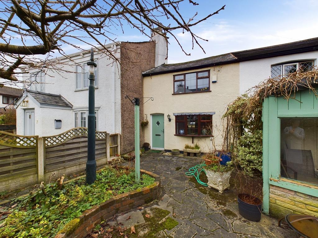 Tyldesley, Manchester M29 3 bed terraced house for sale £250,000