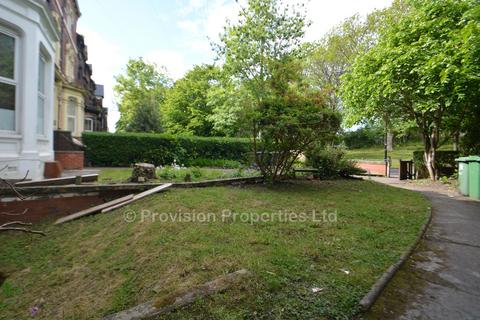 1 bedroom flat to rent, Moorland Road, Hyde Park LS6