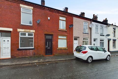2 bedroom terraced house to rent, Tyldesley, Manchester M29
