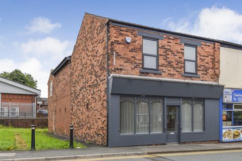 Retail property (high street) to rent, Tyldesley, Manchester M29