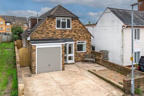 3 bedroom detached house for sale, Cowper Road, Boxmoor